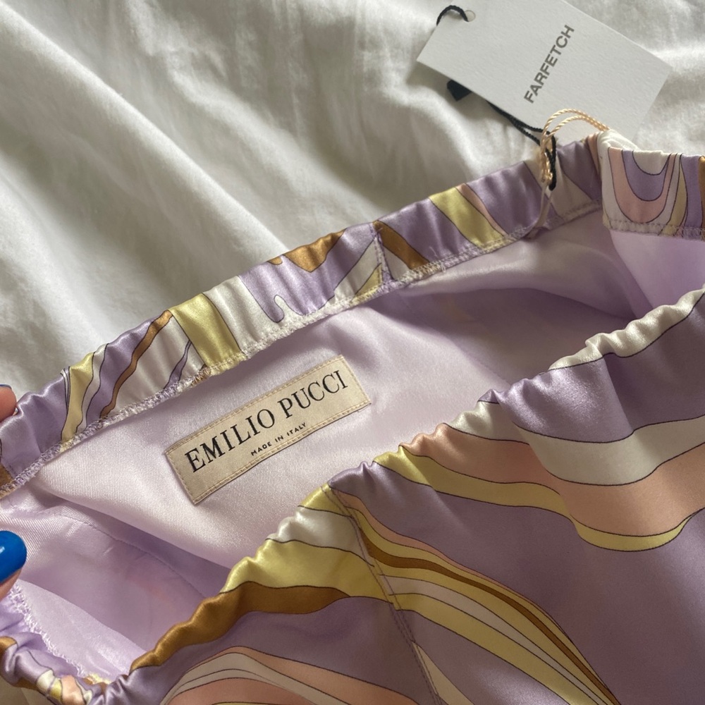 Emilio Pucci Vortici-Print Silk-Blend Shorts - Picture 5 of 6